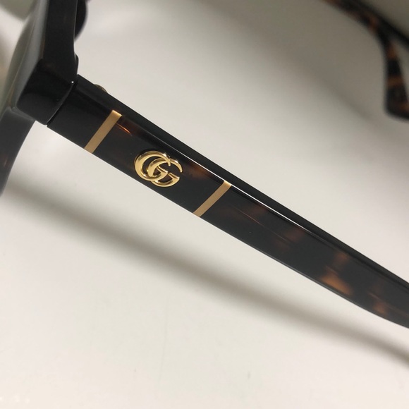 Gucci Sunglasses - Picture 6 of 11
